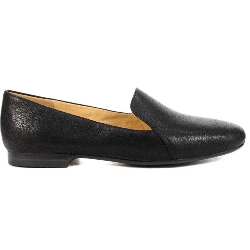 Naturalizer Emiline Black Leather Slip On Tumbled Leather Loafers Women's Size 8
